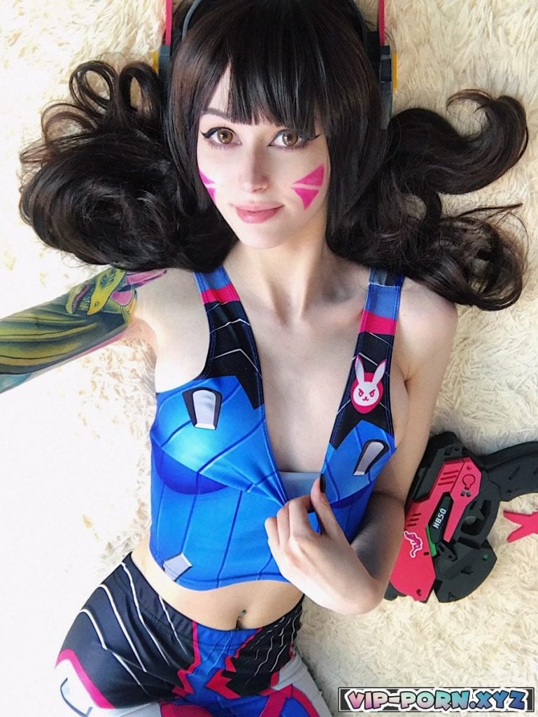 purple_bitch cosplay D.Va